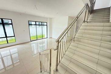 Austin Residence @Taman Mount Austin