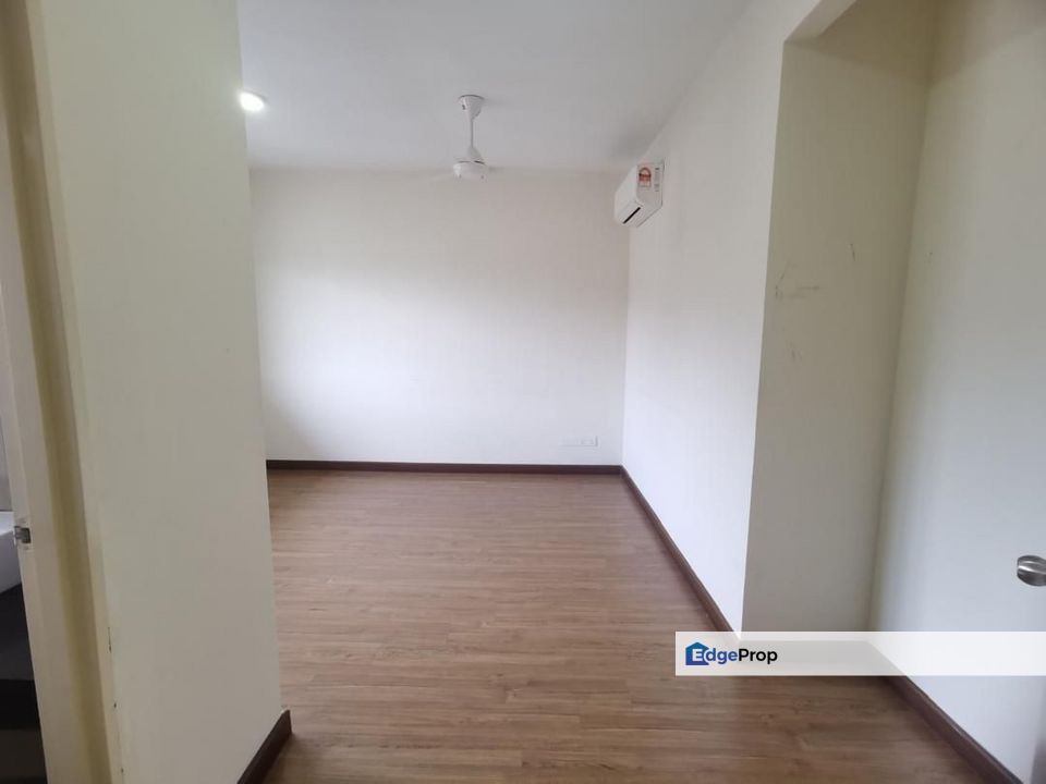 Larkin Residence, Johor Bahru, Johor, 3 Beds 2 Baths, 2 Parking Spaces, High Level, Johor, Johor Bahru