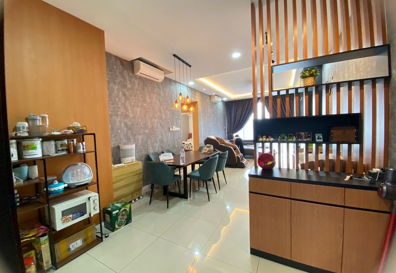 The WaterEdge Residences