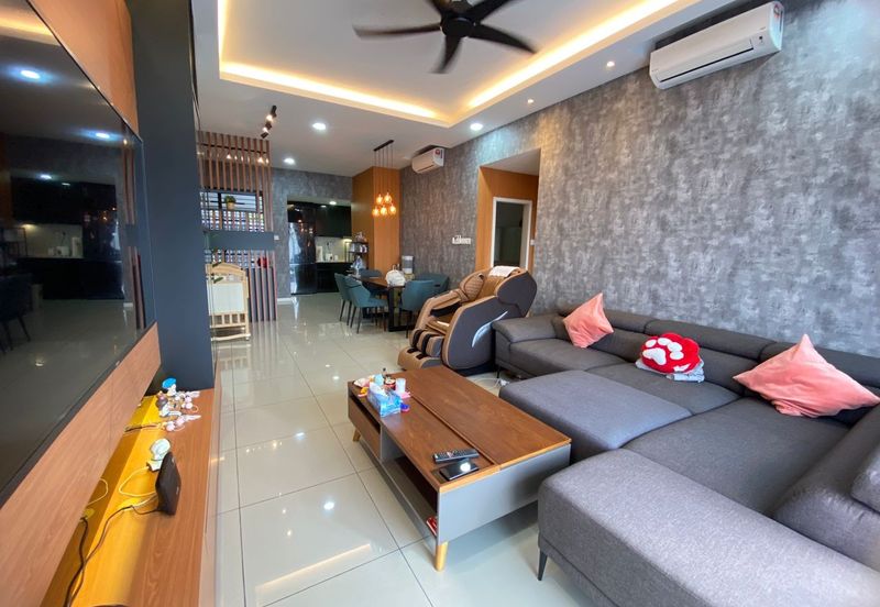 The WaterEdge Residences