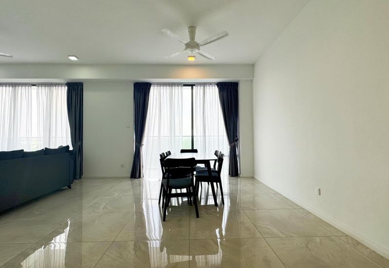 The WaterEdge Residences