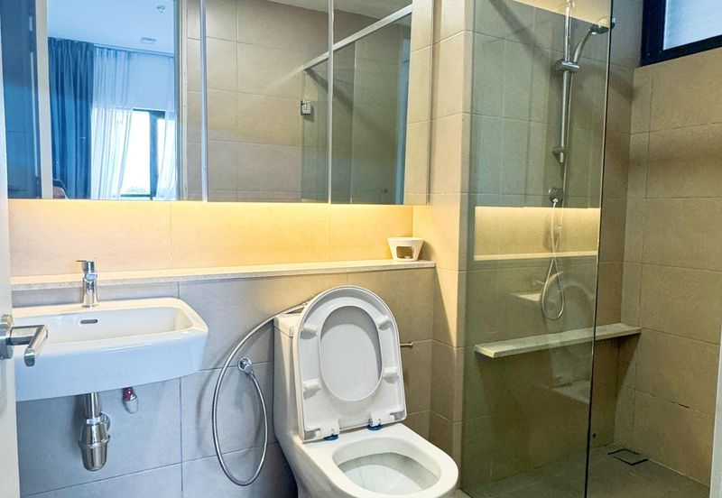 The WaterEdge Residences