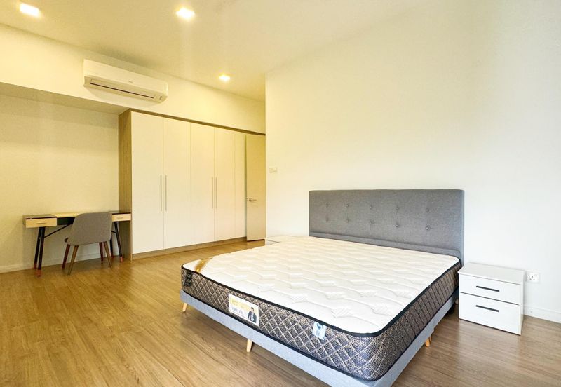 The WaterEdge Residences