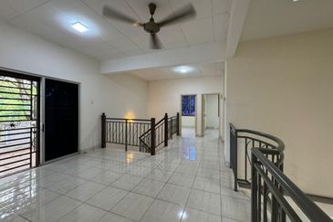 Taman Austin Perdana