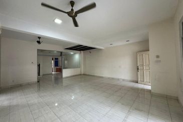 Taman Austin Perdana