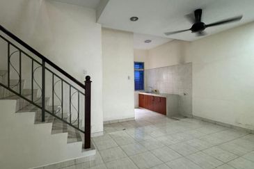 Taman Austin Perdana