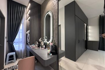 Plenitube Harp @ Taman Desa Tebrau