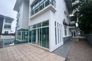 The Straits View Residences