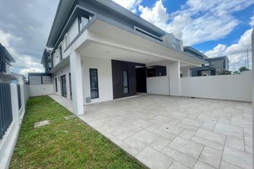 Austin Residence @Taman Mount Austin