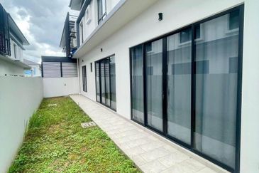 Austin Residence @Taman Mount Austin