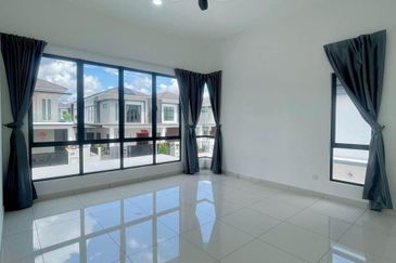 Austin Residence @Taman Mount Austin