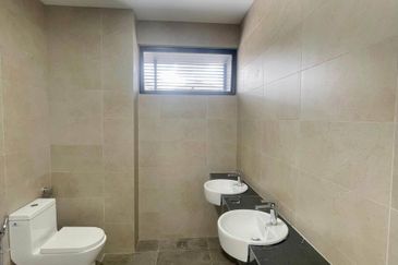 Austin Residence @Taman Mount Austin