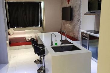 Akademik Suite @ Mount Austin