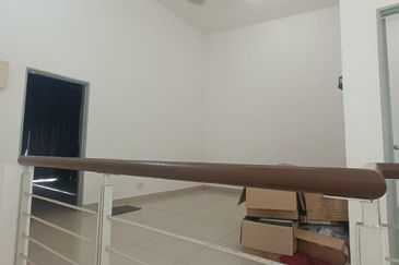 Austin Residence @Taman Mount Austin