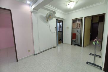 Sri Lanang Flat (Rumah Pangsa Sri Lanang)