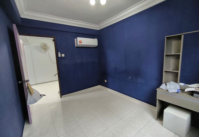 Sri Lanang Flat (Rumah Pangsa Sri Lanang)