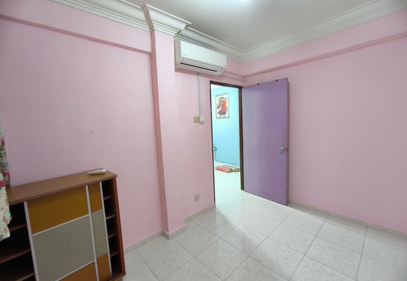 Sri Lanang Flat (Rumah Pangsa Sri Lanang)