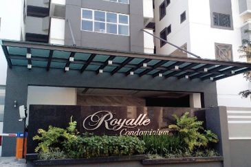 Royalle Condominium @ North Kiara