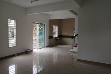 Taman Baiduri, Dengkil