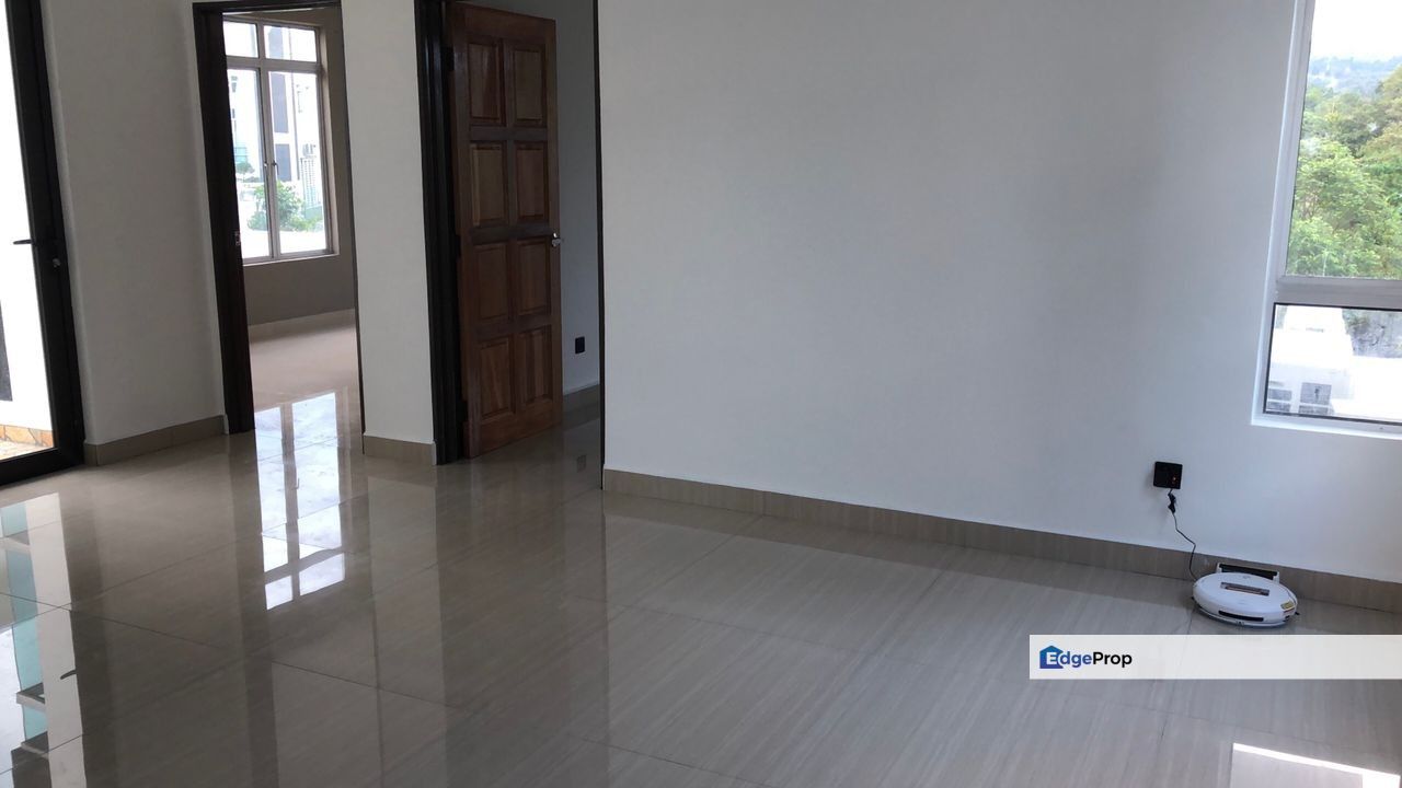 Taman Laman Puteri 2.5 Storey Bungalow @ Seremban, Negeri Sembilan, Seremban