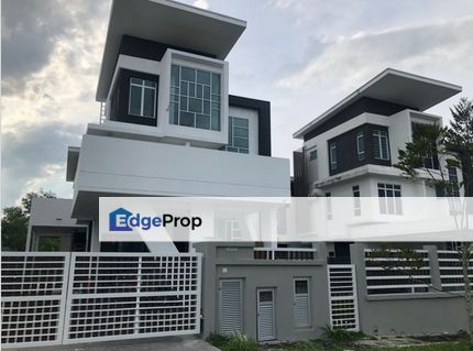 Taman Laman Puteri 2.5 Storey Bungalow @ Seremban, Negeri Sembilan, Seremban