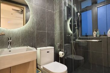 The Colony by Infinitum