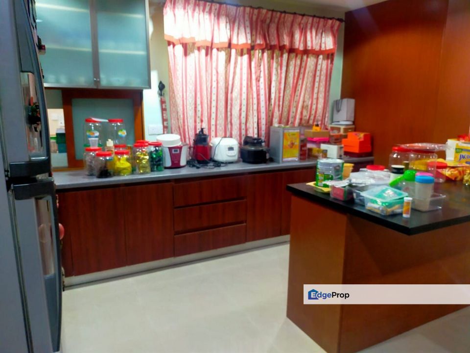 Taman Mutiara Bandar Bukit Raja Semi D Corner Lot, Selangor, Klang