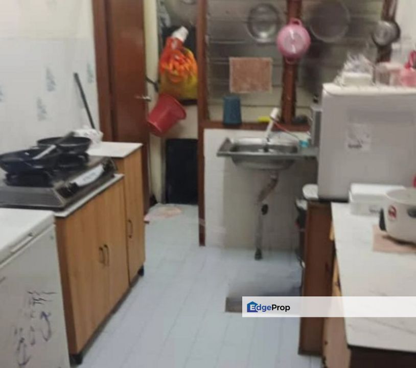 Goodyear Court 9 Apartment Subang Perdana, Selangor, USJ