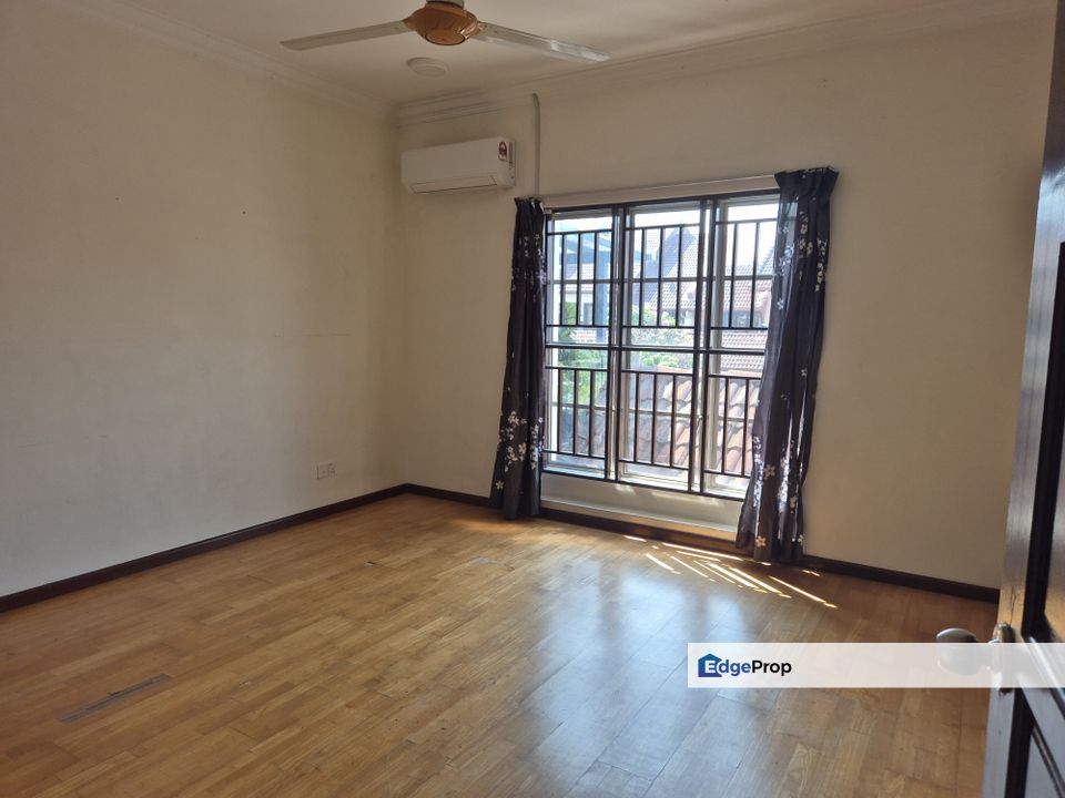 Putra Heights Section 10  Double Storey Super Link (26x75), Selangor, Subang Jaya