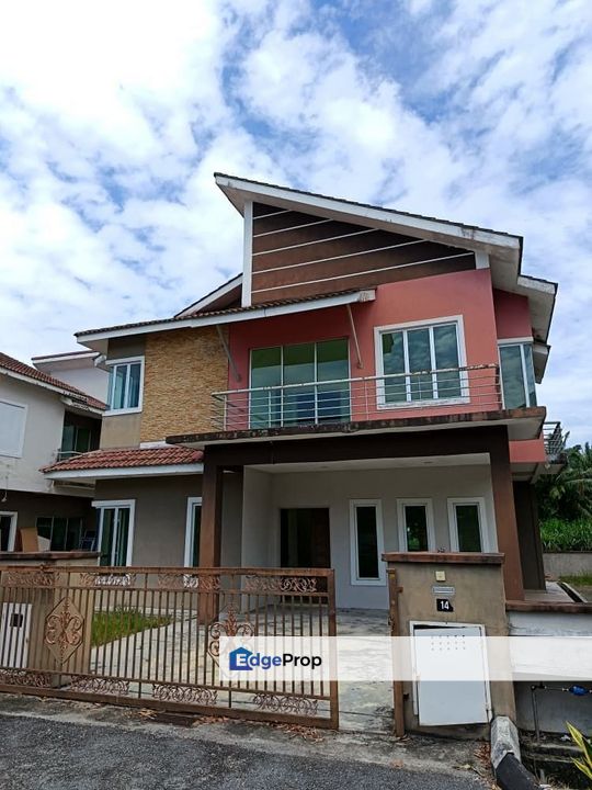 Taman Seri Kelanang Banting 2 Storey Bungalow, Selangor, Banting