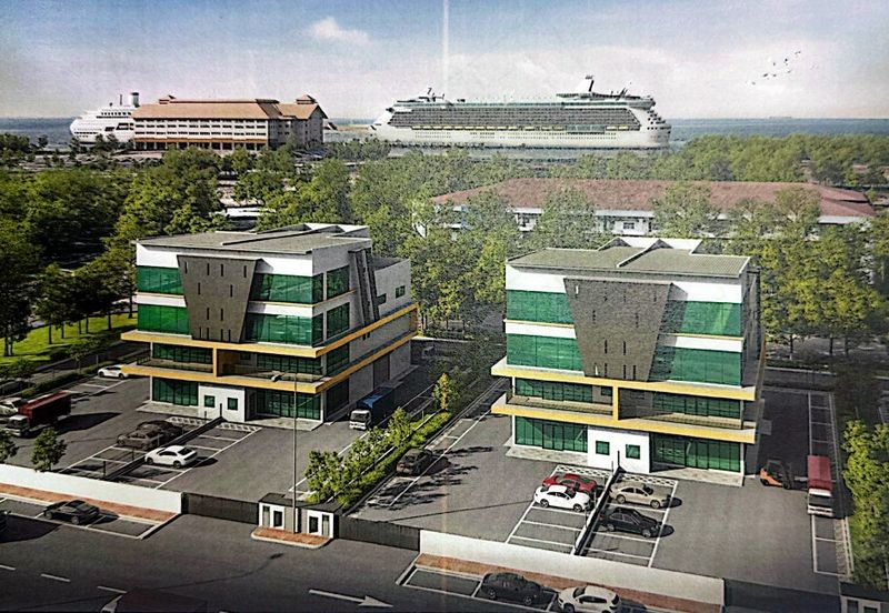 West Port, Pulau Indah