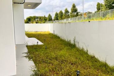 HIJAYU 3B @ BANDAR SRI SENDAYAN