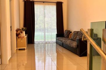 HIJAYU 3B @ BANDAR SRI SENDAYAN