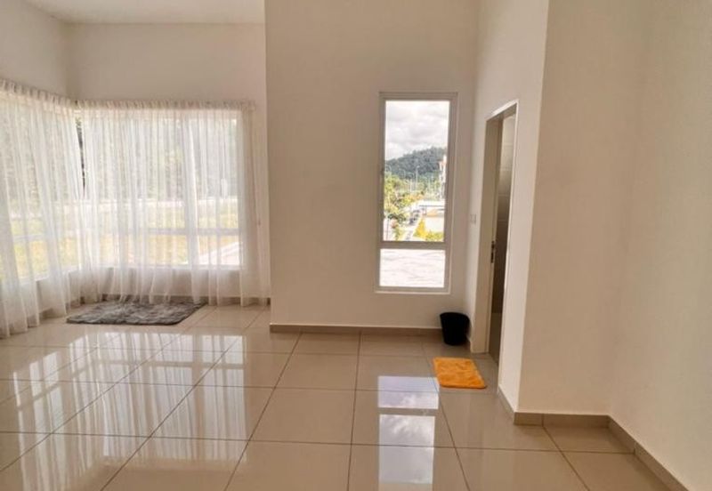 HIJAYU 3B @ BANDAR SRI SENDAYAN