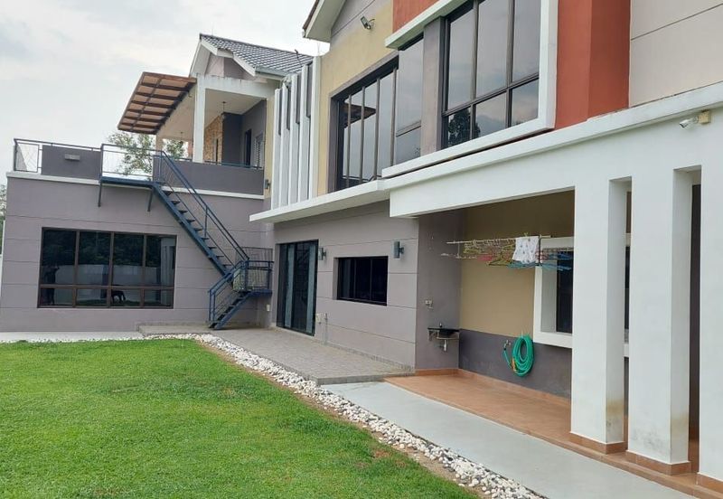 Nilai Springs Heights