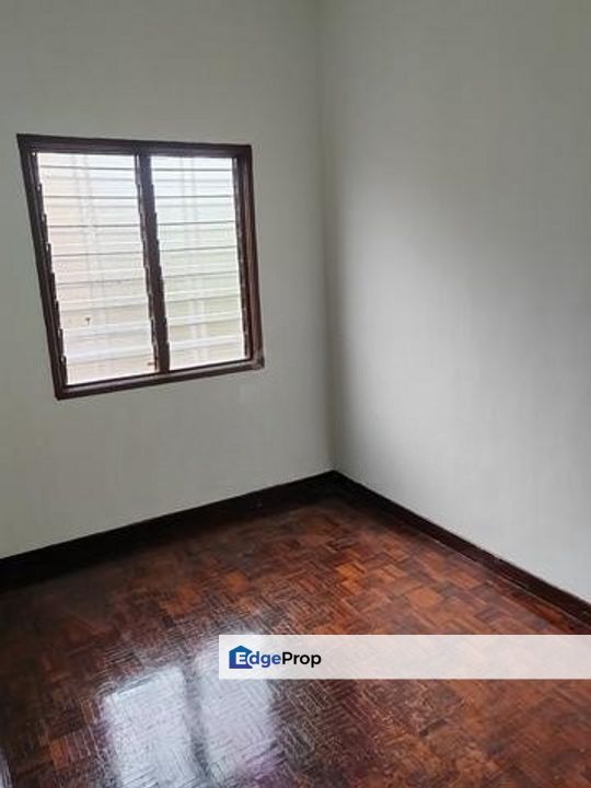 Taman Pinggiran USJ 1 Two Storey Terrace @ Subang Jaya, Selangor, USJ