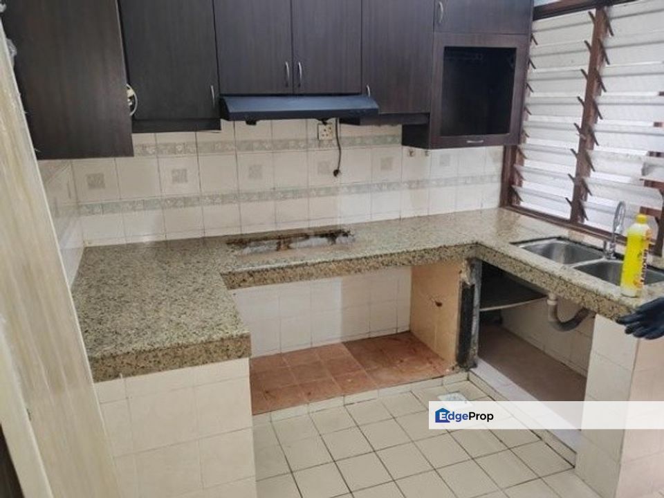 Taman Pinggiran USJ 1 Two Storey Terrace @ Subang Jaya, Selangor, USJ