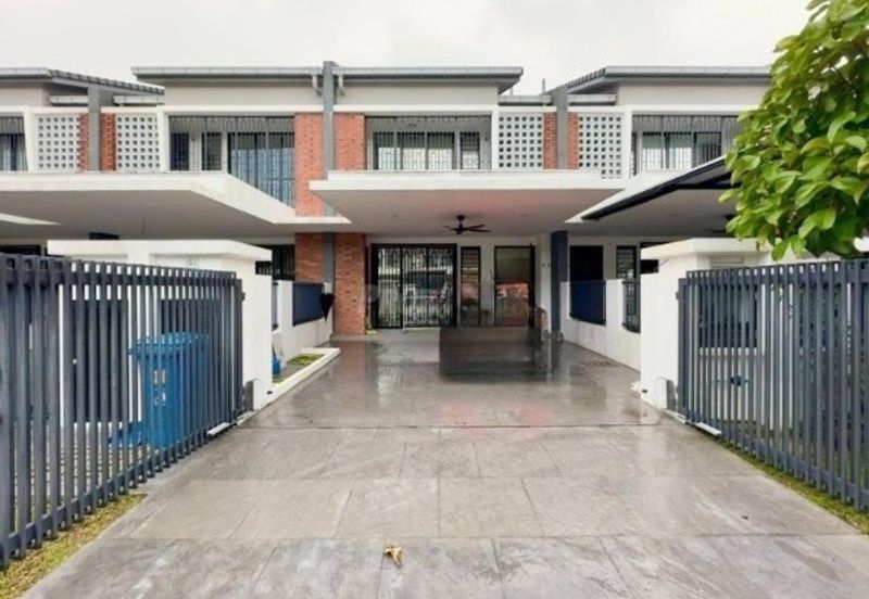 Elmina Green Three @ City of Elmina