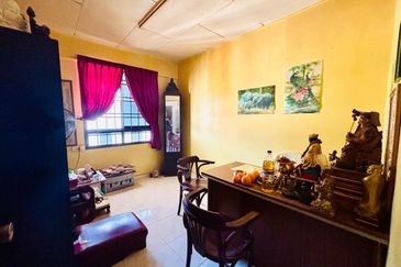 Sri Lanang Flat (Rumah Pangsa Sri Lanang)