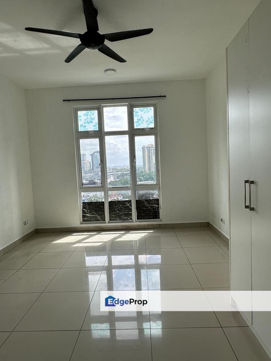 Twin Galaxy Residence, Johor Bahru, Johor, 3 Bedroom 2 Bathroom, Middle Floor, Partial Furnished, Johor, Johor Bahru