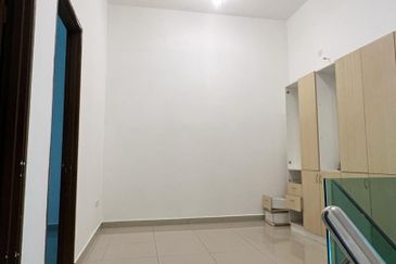 Austin Residence @Taman Mount Austin