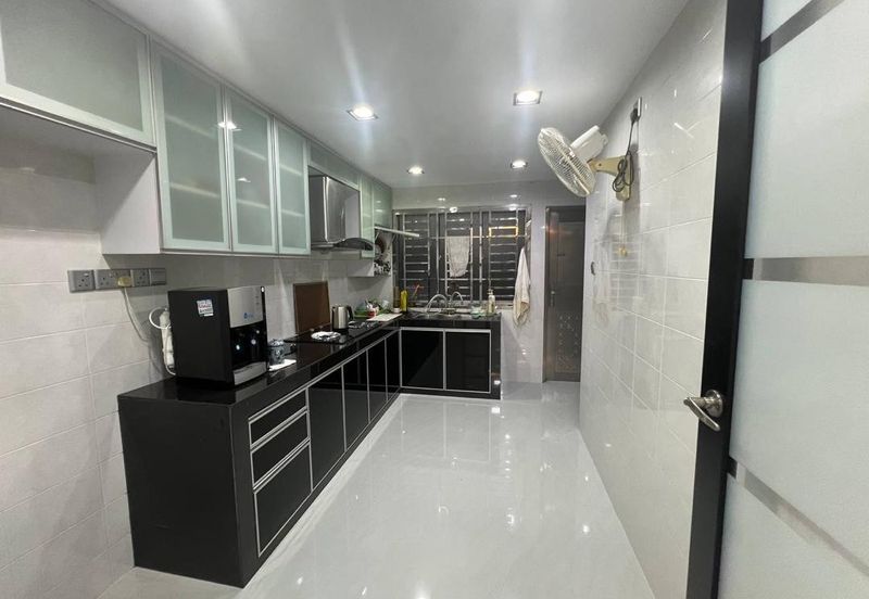 Taman Sutera Perling