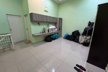 Austin Residence @Taman Mount Austin