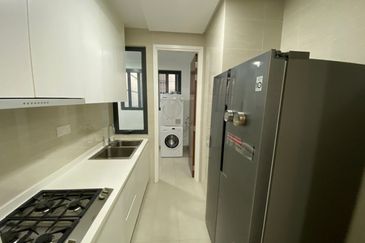 The Astaka @ 1 Bukit Senyum