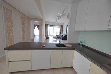 The Astaka @ 1 Bukit Senyum