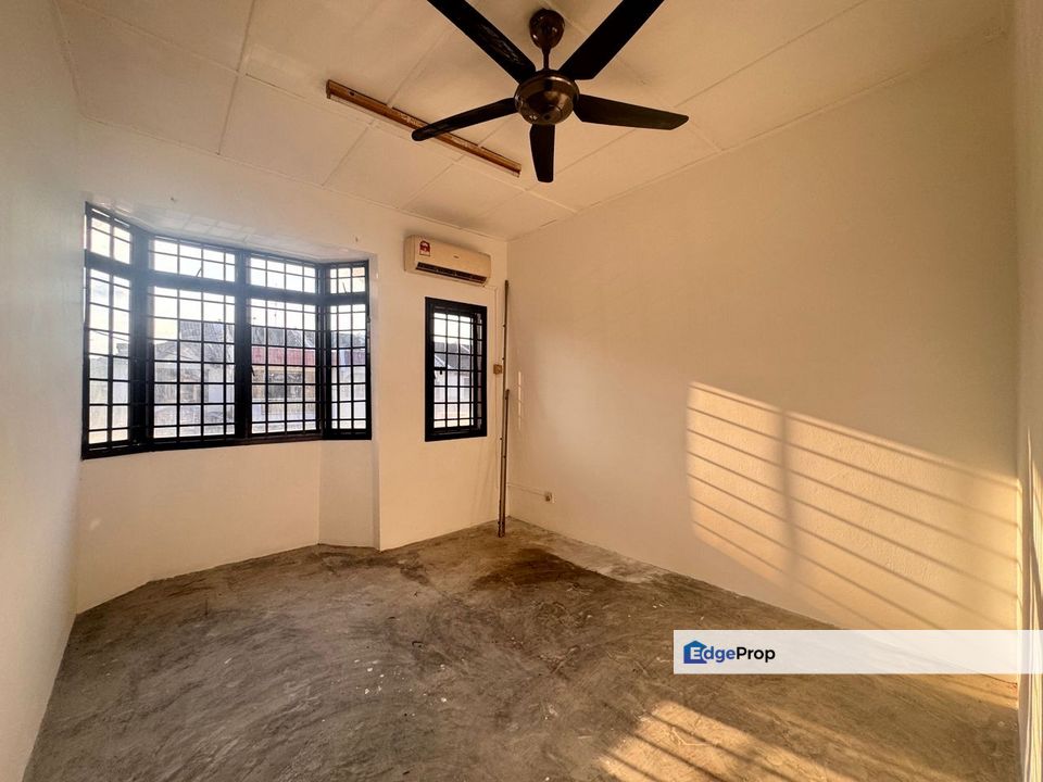 Taman Tan Sri Yaacob, Skudai, Johor, 2 Storey Medium Cost House 14x55, 3 Bedroom 2 Bathroom, Johor, Skudai