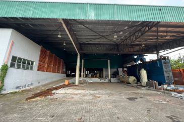 Jalan Pelabuhan Johor Port