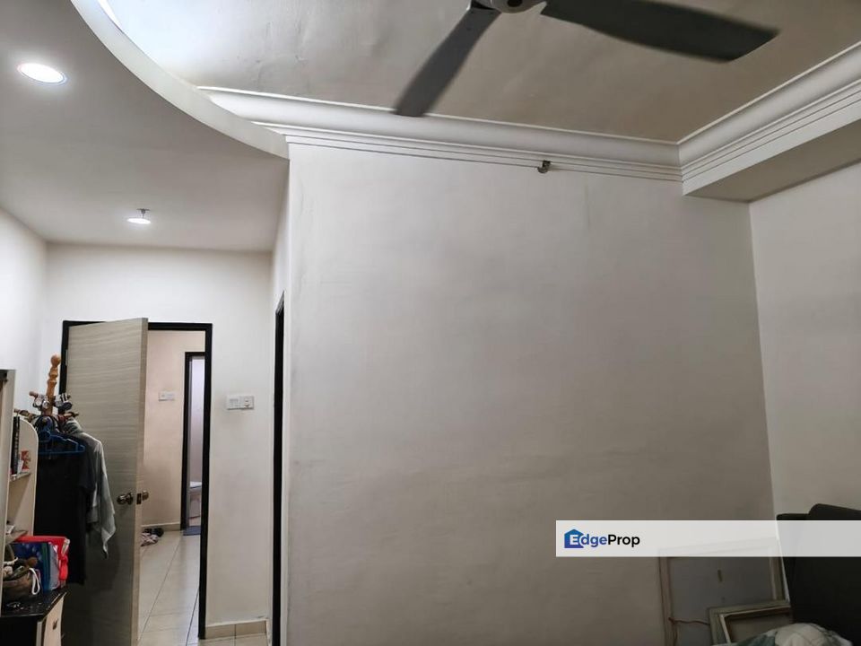 Prima Regency, Plentong, Johor, 3 Bedroom 2 Bathroom, Gated Guarded, Intermediate Lot, Johor, Plentong