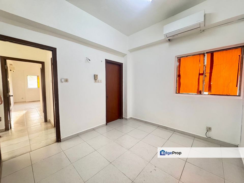 Pelita Indah Condominium, Johor Bahru, Johor, 3 plus 1 Bedroom, Gated Guarded, Low Floor, Johor, Johor Bahru