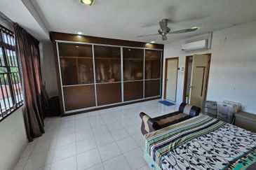 Austin Residence @Taman Mount Austin